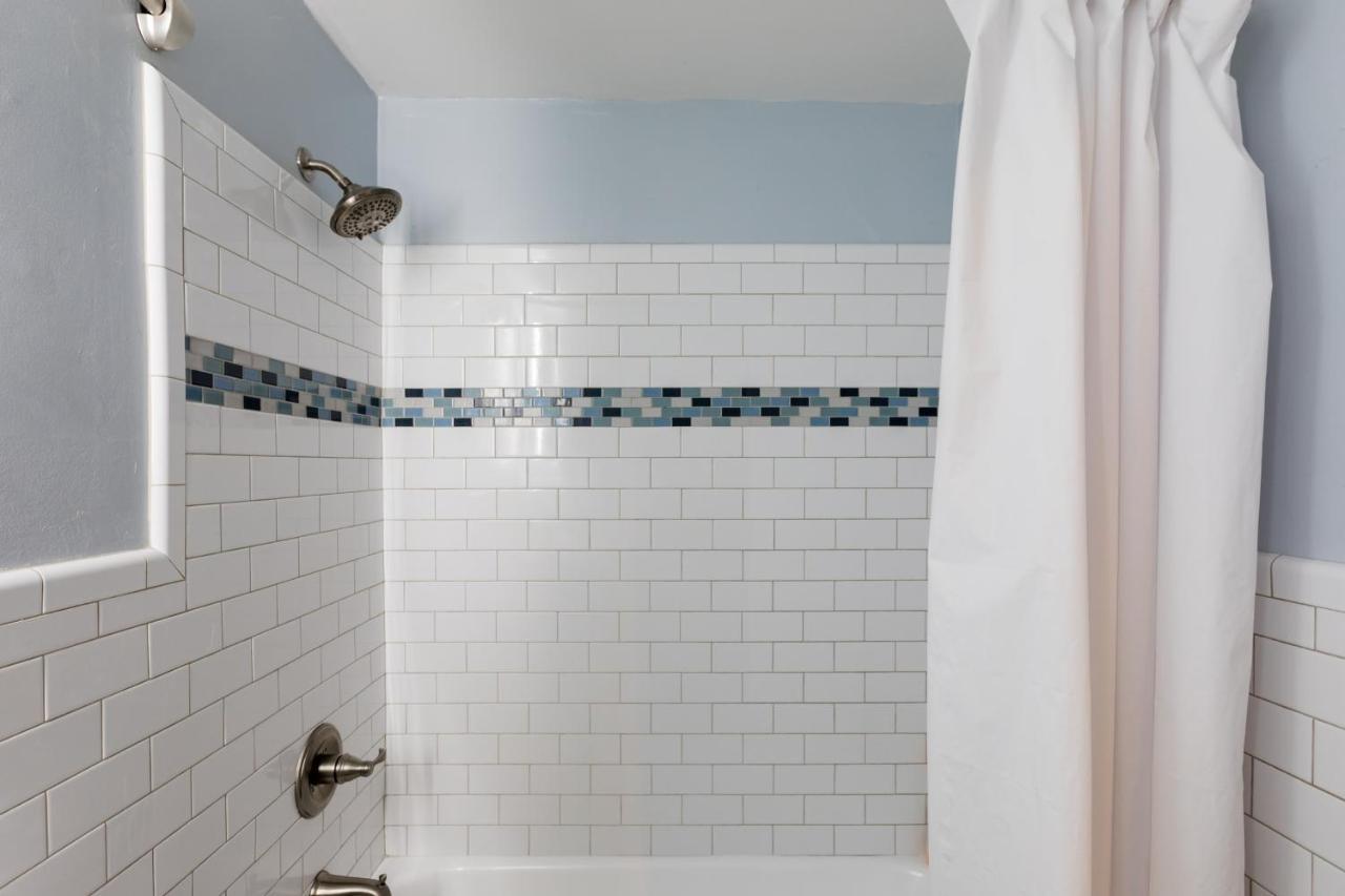 Rare 2 Bed 2 Bath Downtown Condo Near Aquarium Атланта Екстериор снимка