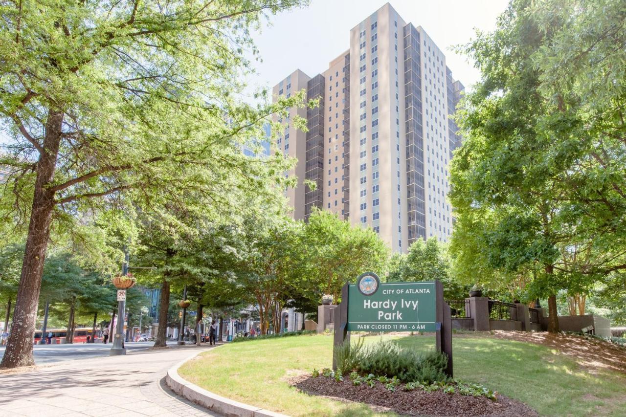 Rare 2 Bed 2 Bath Downtown Condo Near Aquarium Атланта Екстериор снимка